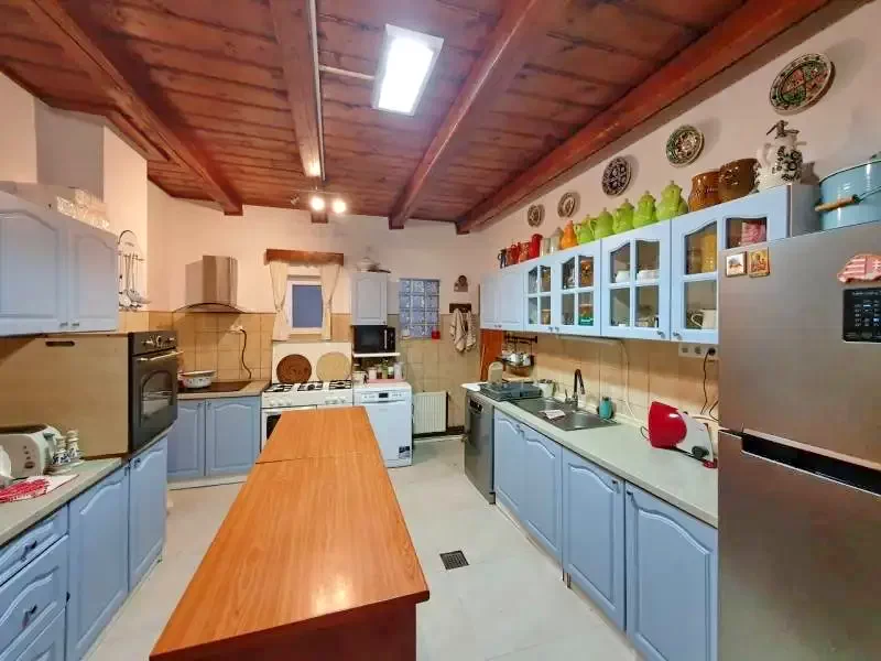 Rimetea Cazare | Motel (K0380-3) Imaginea poate fi supusă drepturilor de autor. Se recomandă contactarea titularului drepturilor.