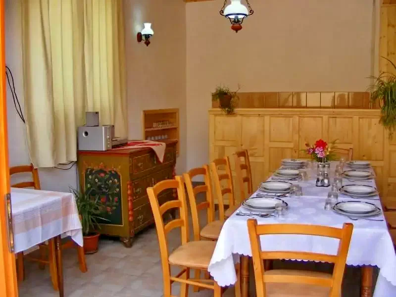 Rimetea Cazare | Hotel**** (K0399-2) Imaginea poate fi supusă drepturilor de autor. Se recomandă contactarea titularului drepturilor.