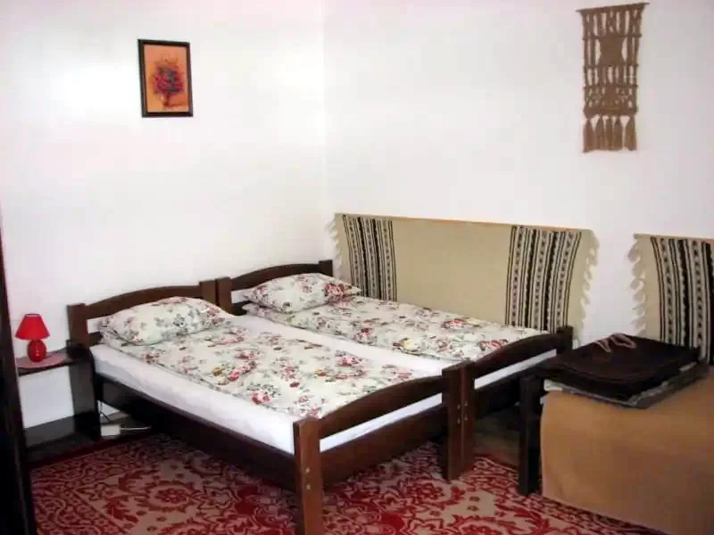 Rimetea Cazare | Motel (K0408-14) Imaginea poate fi supusă drepturilor de autor. Se recomandă contactarea titularului drepturilor.