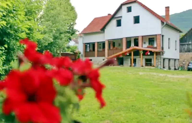 Rimetea Cazare | Motel (K0408-34) Imaginea poate fi supusă drepturilor de autor. Se recomandă contactarea titularului drepturilor.