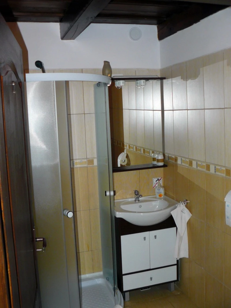 Torockó Szállás | Motel (K0450-42) A kép szerzői jogvédelem alatt állhat. Javasolt a kapcsolatfelvétel a jog tulajdonossal.