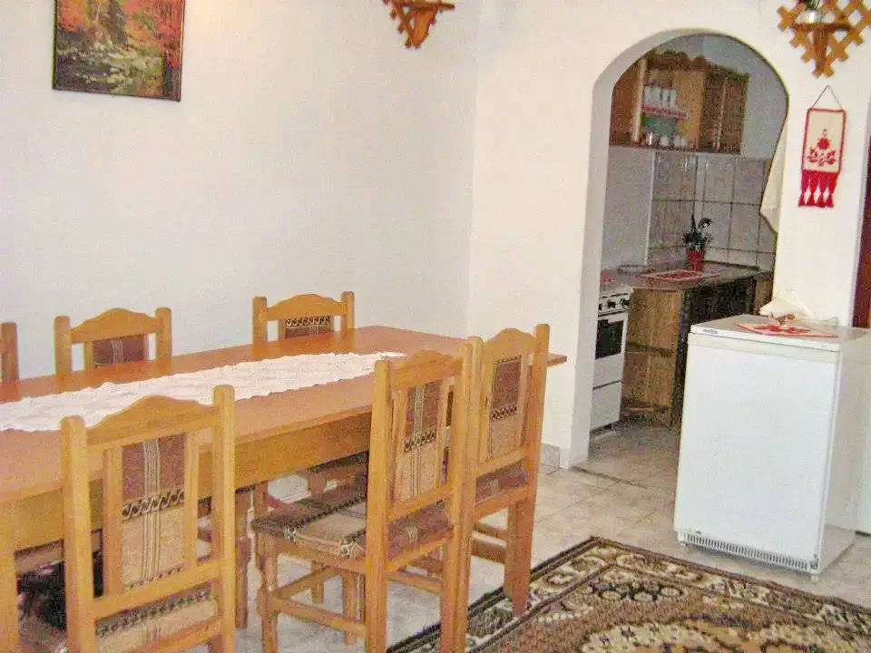 Rimetea Cazare | Hotel**** (K1090-2) Imaginea poate fi supusă drepturilor de autor. Se recomandă contactarea titularului drepturilor.