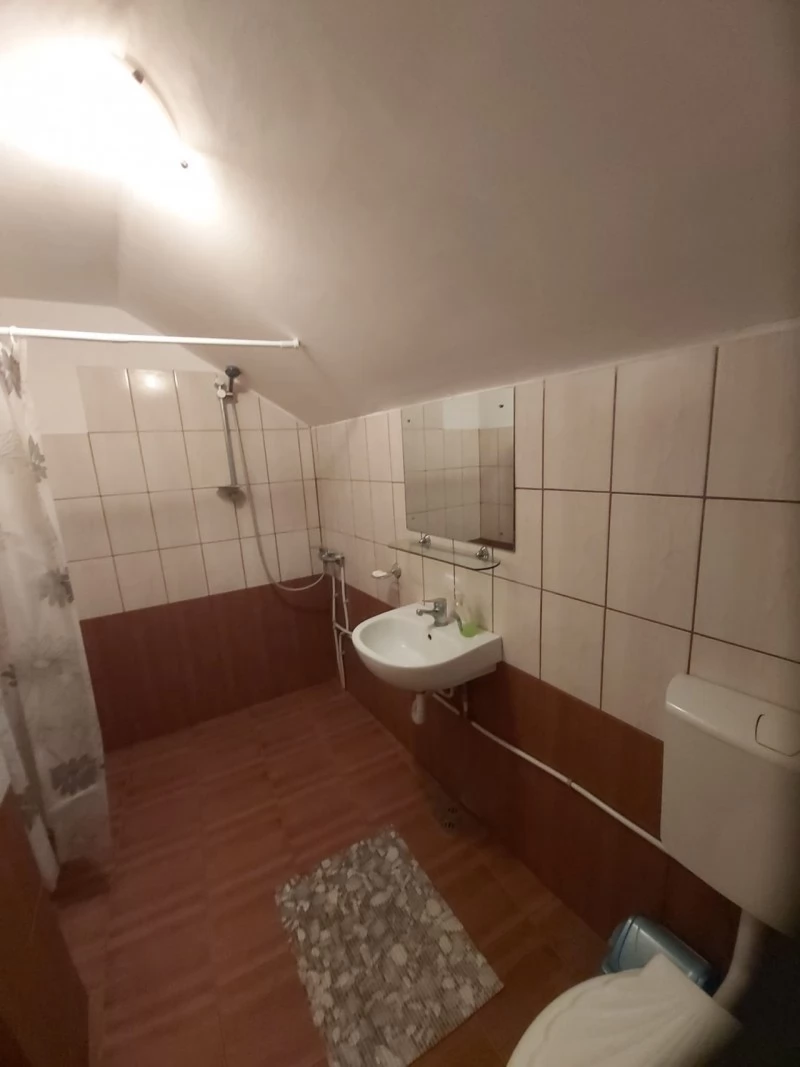 Rimetea Cazare | Motel (K1091-7) Imaginea poate fi supusă drepturilor de autor. Se recomandă contactarea titularului drepturilor.