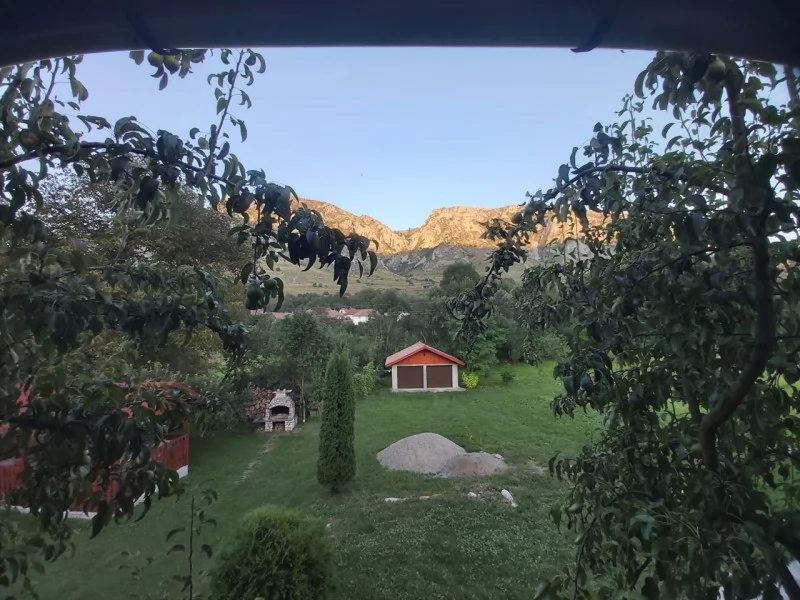 Rimetea Cazare | Motel (K1091-9) Imaginea poate fi supusă drepturilor de autor. Se recomandă contactarea titularului drepturilor.