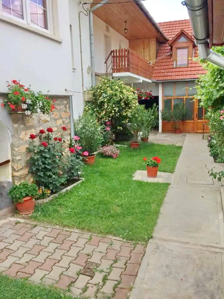 Torockó Szállás | Motel (K1094-2) A kép szerzői jogvédelem alatt állhat. Javasolt a kapcsolatfelvétel a jog tulajdonossal.