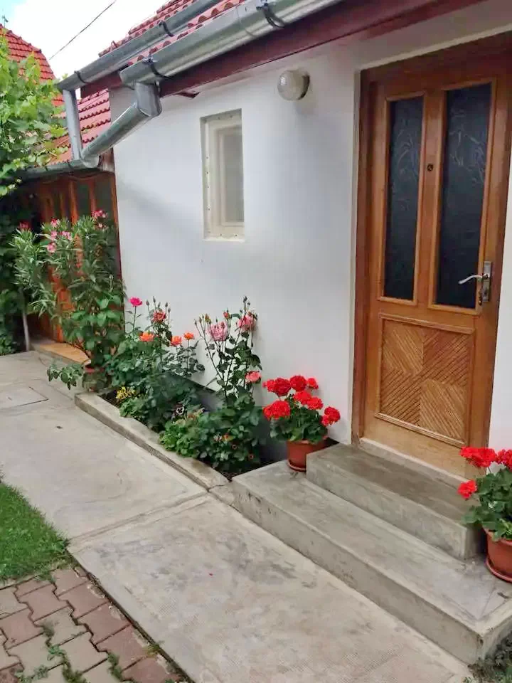 Rimetea Cazare | Motel (K1094-4) Imaginea poate fi supusă drepturilor de autor. Se recomandă contactarea titularului drepturilor.