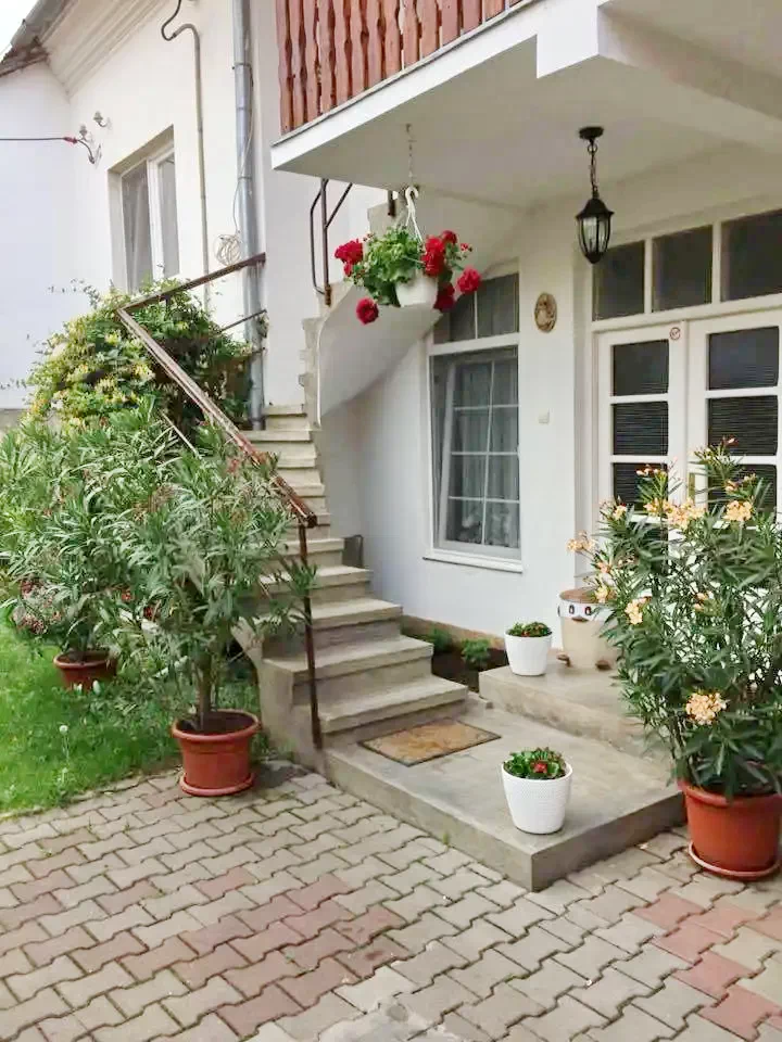 Torockó Szállás | Motel (K1094-9) A kép szerzői jogvédelem alatt állhat. Javasolt a kapcsolatfelvétel a jog tulajdonossal.