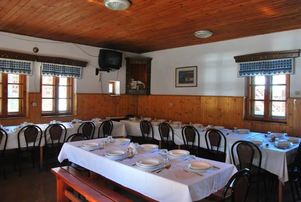 Cazare Rimetea - Centru de Tineret Casa Tóbiás | Torockó Tobiás ház, Brassai alapitványi szálló. Imaginea poate fi supusă drepturilor de autor. Se recomandă contactarea titularului drepturilor.