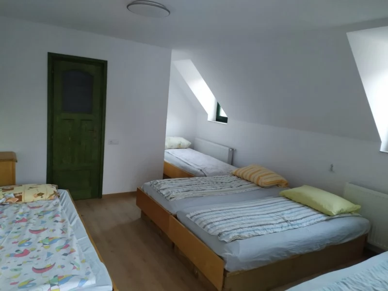 Cazare Rimetea - Centru de Tineret Casa Tóbiás | Torockó Tobiás ház, Brassai alapitványi szálló. Imaginea poate fi supusă drepturilor de autor. Se recomandă contactarea titularului drepturilor.