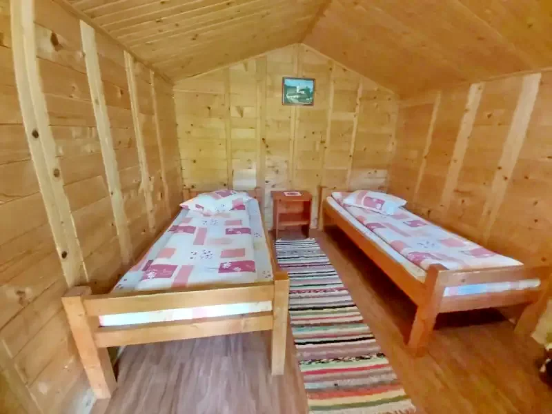 Rimetea Cazare | Motel (K1097-17) Imaginea poate fi supusă drepturilor de autor. Se recomandă contactarea titularului drepturilor.