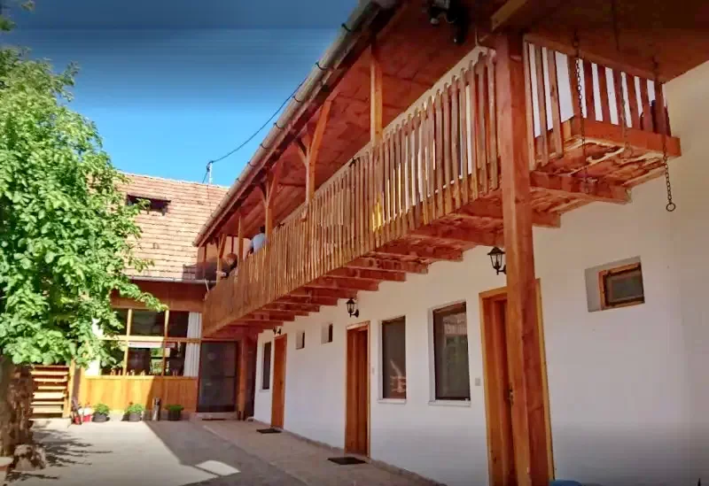 Torockó Szállás | Vendégház (K1099-25) A kép szerzői jogvédelem alatt állhat. Javasolt a kapcsolatfelvétel a jog tulajdonossal. Torockó Szállás | Vendégház (K1099-25) A kép szerzői jogvédelem alatt állhat. Javasolt a kapcsolatfelvétel a jog tulajdonossal.