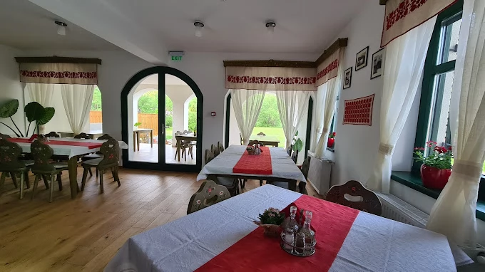 Rimetea Cazare | Motel (K1438-18) Imaginea poate fi supusă drepturilor de autor. Se recomandă contactarea titularului drepturilor.