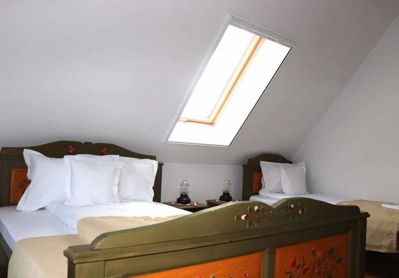 Rimetea Cazare | Motel (K1438-42) Imaginea poate fi supusă drepturilor de autor. Se recomandă contactarea titularului drepturilor.