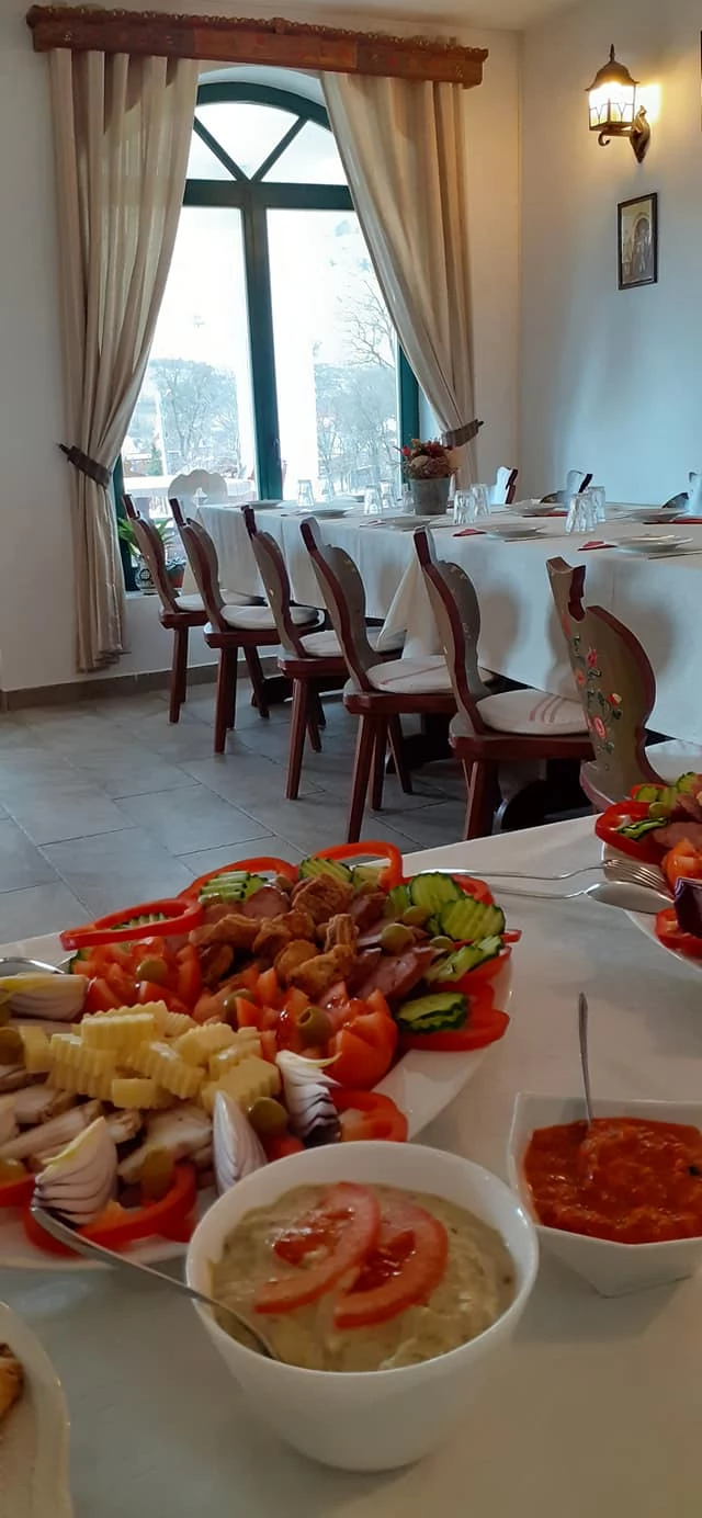 Rimetea Cazare | Motel (K1482-21) Imaginea poate fi supusă drepturilor de autor. Se recomandă contactarea titularului drepturilor.