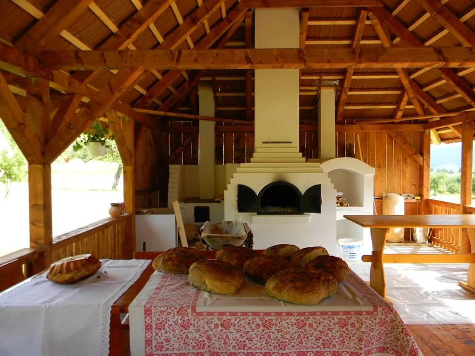 Rimetea Cazare | Motel (K1482-25) Imaginea poate fi supusă drepturilor de autor. Se recomandă contactarea titularului drepturilor.