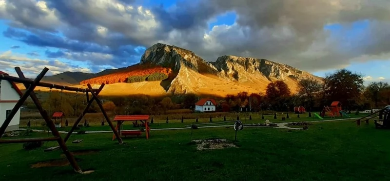 Torockó Szállás | Motel (K1482-30) A kép szerzői jogvédelem alatt állhat. Javasolt a kapcsolatfelvétel a jog tulajdonossal.