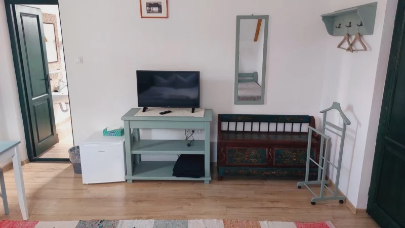 Rimetea Cazare | Motel (K1482-44) Imaginea poate fi supusă drepturilor de autor. Se recomandă contactarea titularului drepturilor.