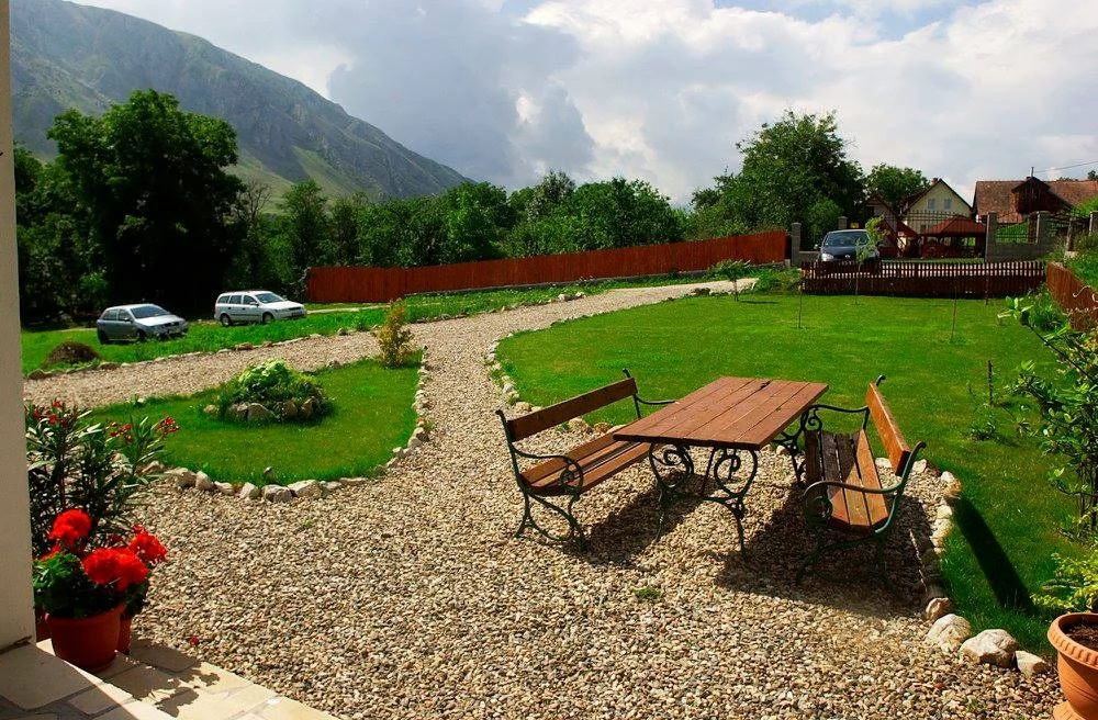 Rimetea Cazare | Motel (K1482-58) Imaginea poate fi supusă drepturilor de autor. Se recomandă contactarea titularului drepturilor.