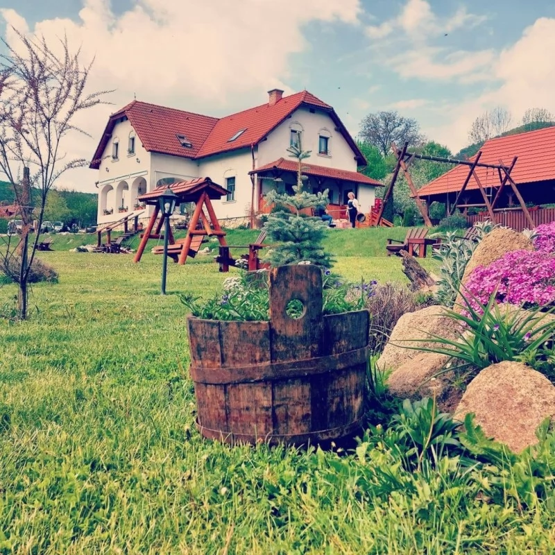 Torockó Szállás | Motel (K1482-62) A kép szerzői jogvédelem alatt állhat. Javasolt a kapcsolatfelvétel a jog tulajdonossal.