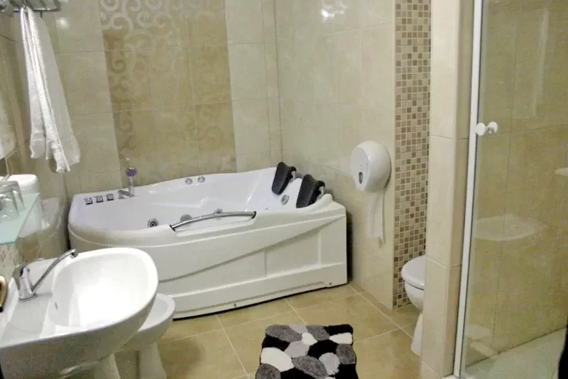 Bistrița Cazare | Hotel*** (K1066-7) Imaginea poate fi supusă drepturilor de autor. Se recomandă contactarea titularului drepturilor.