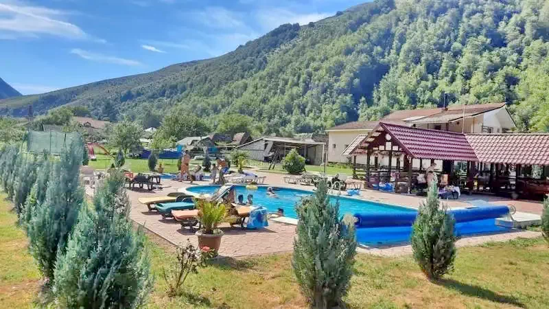 Jádremete Szállás | Motel (K0676-1) A kép szerzői jogvédelem alatt állhat. Javasolt a kapcsolatfelvétel a jog tulajdonossal.