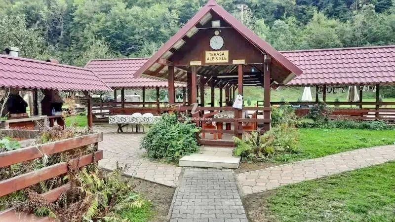 Remeți Cazare | Motel (K0676-13) Imaginea poate fi supusă drepturilor de autor. Se recomandă contactarea titularului drepturilor.