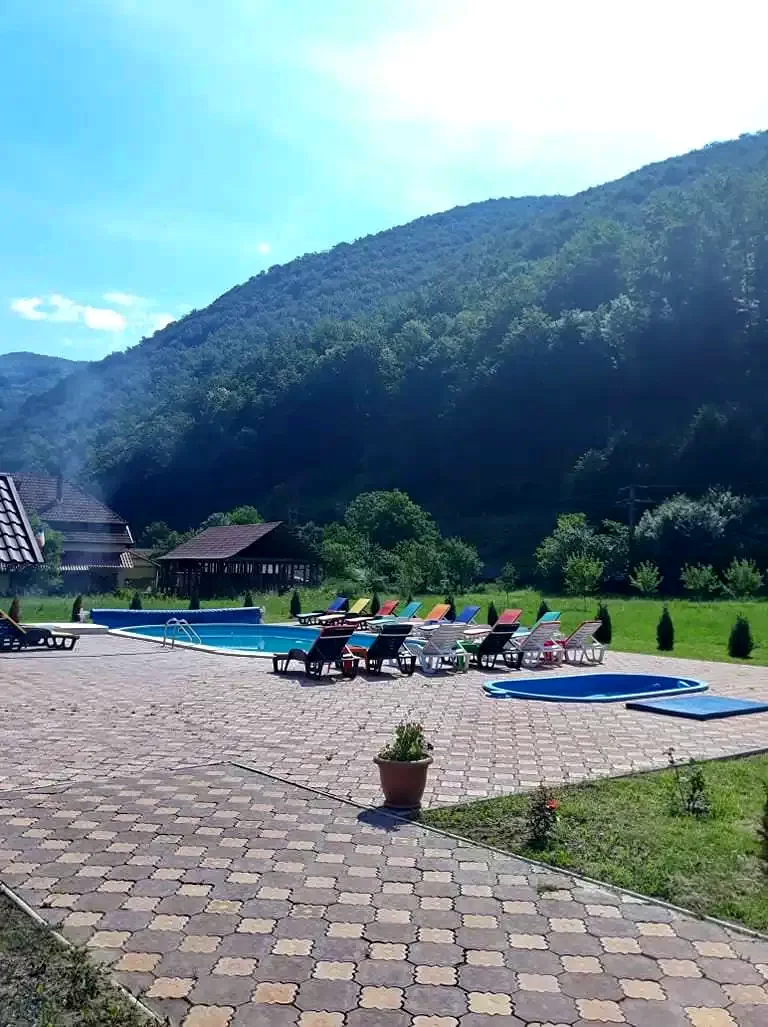 Remeți Cazare | Motel (K0676-28) Imaginea poate fi supusă drepturilor de autor. Se recomandă contactarea titularului drepturilor.