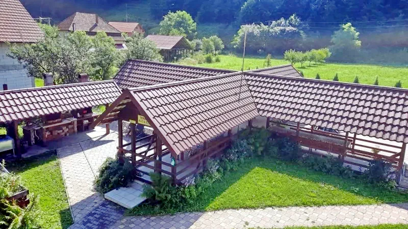 Jádremete Szállás | Panzió (K0676-45) A kép szerzői jogvédelem alatt állhat. Javasolt a kapcsolatfelvétel a jog tulajdonossal. Jádremete Szállás | Panzió (K0676-45) A kép szerzői jogvédelem alatt állhat. Javasolt a kapcsolatfelvétel a jog tulajdonossal.