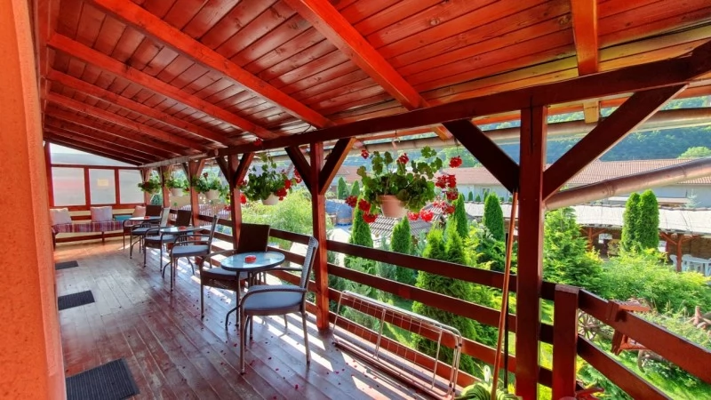 Praid Cazare | Motel (K0140-10) Imaginea poate fi supusă drepturilor de autor. Se recomandă contactarea titularului drepturilor.