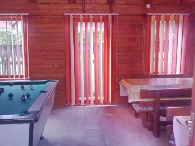 Praid Cazare | Motel (K0140-19) Imaginea poate fi supusă drepturilor de autor. Se recomandă contactarea titularului drepturilor.