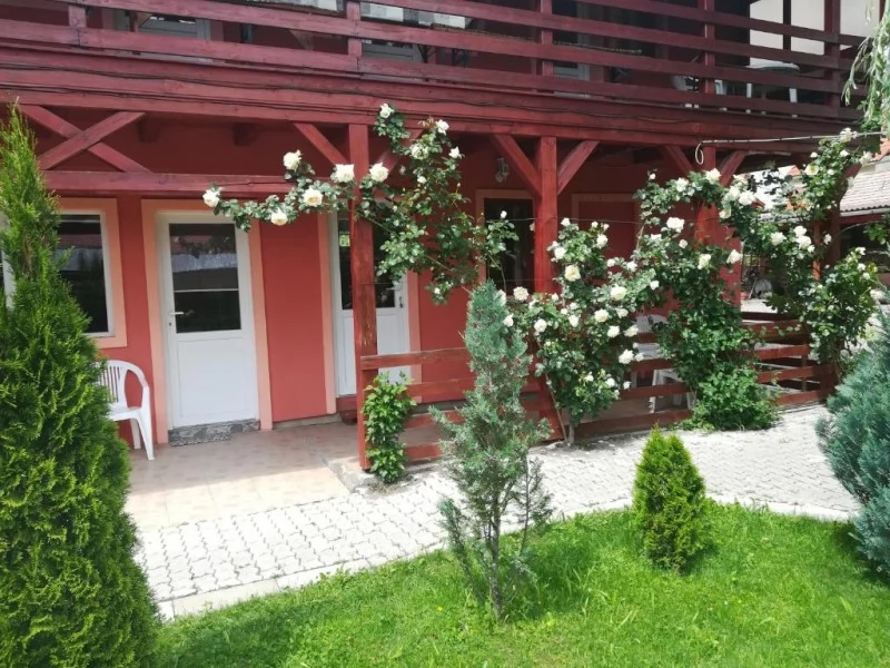 Praid Cazare | Motel (K0140-24) Imaginea poate fi supusă drepturilor de autor. Se recomandă contactarea titularului drepturilor.