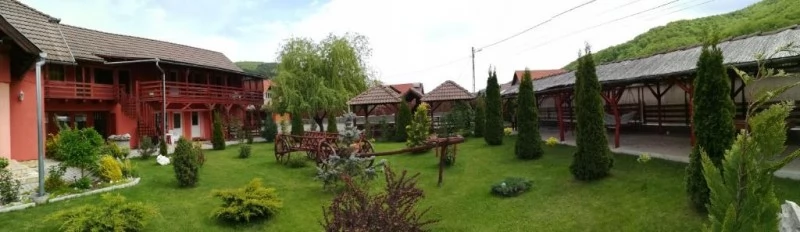 Praid Cazare | Motel (K0140-33) Imaginea poate fi supusă drepturilor de autor. Se recomandă contactarea titularului drepturilor.