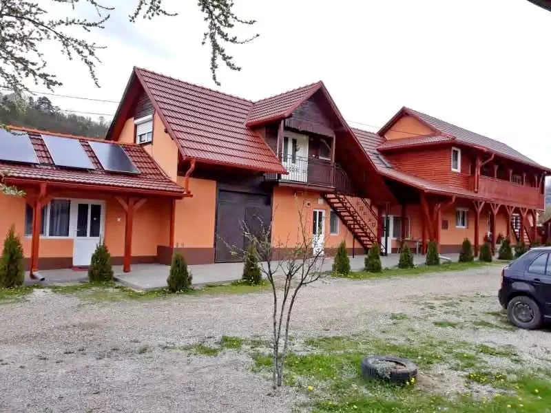 Praid Cazare | Motel (K0148-9) Imaginea poate fi supusă drepturilor de autor. Se recomandă contactarea titularului drepturilor.