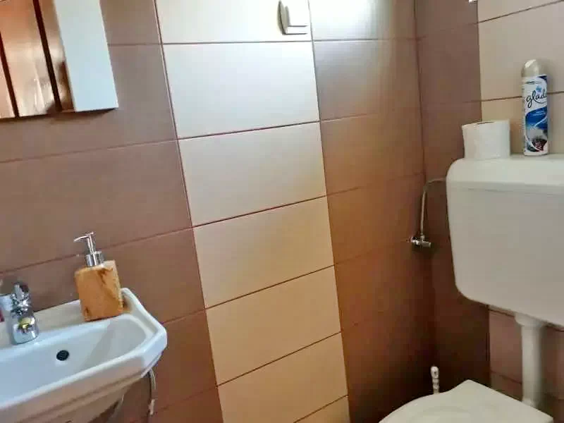 Parajd Szállás | Motel (K0148-29) A kép szerzői jogvédelem alatt állhat. Javasolt a kapcsolatfelvétel a jog tulajdonossal.