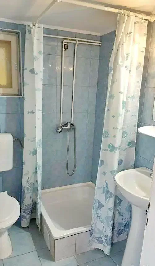 Praid Cazare | Motel (K0165-10) Imaginea poate fi supusă drepturilor de autor. Se recomandă contactarea titularului drepturilor.