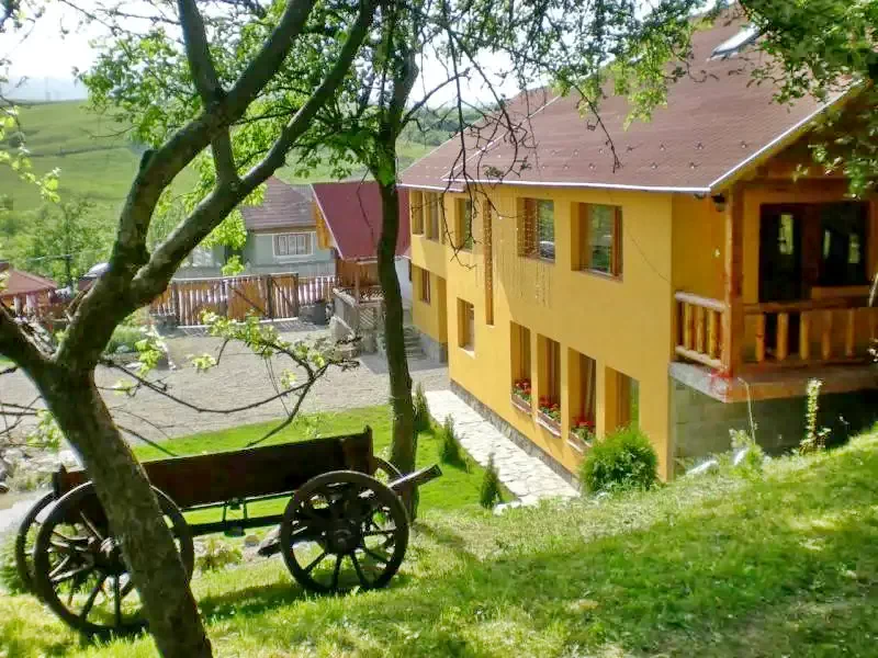 Praid Cazare | Pensiune (K0183-9) Imaginea poate fi supusă drepturilor de autor. Se recomandă contactarea titularului drepturilor.