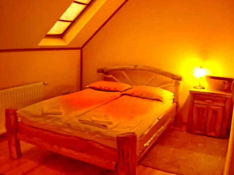 Praid Cazare | Motel (K0183-27) Imaginea poate fi supusă drepturilor de autor. Se recomandă contactarea titularului drepturilor.