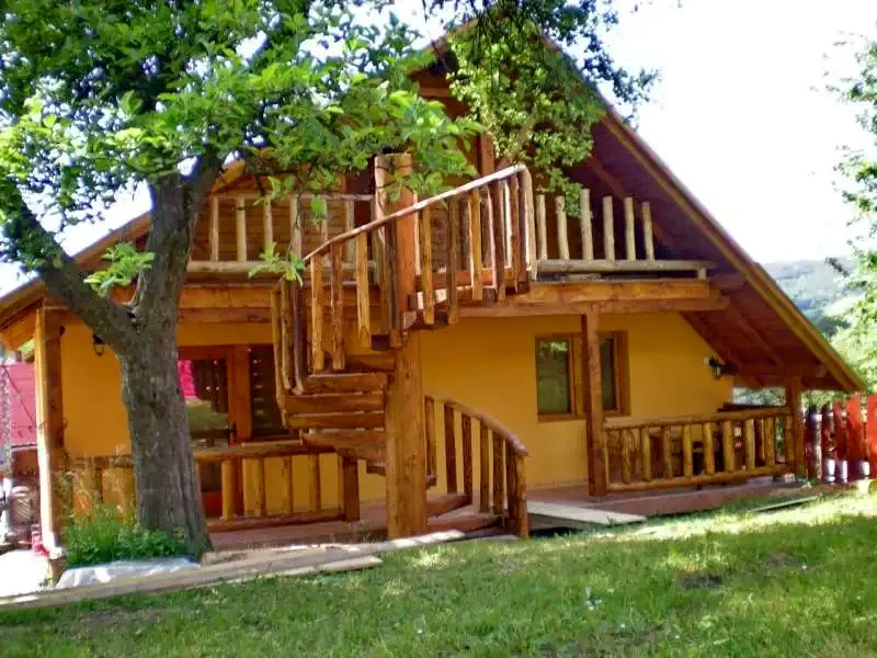 Parajd Szállás | Panzió (K0183-52) A kép szerzői jogvédelem alatt állhat. Javasolt a kapcsolatfelvétel a jog tulajdonossal.