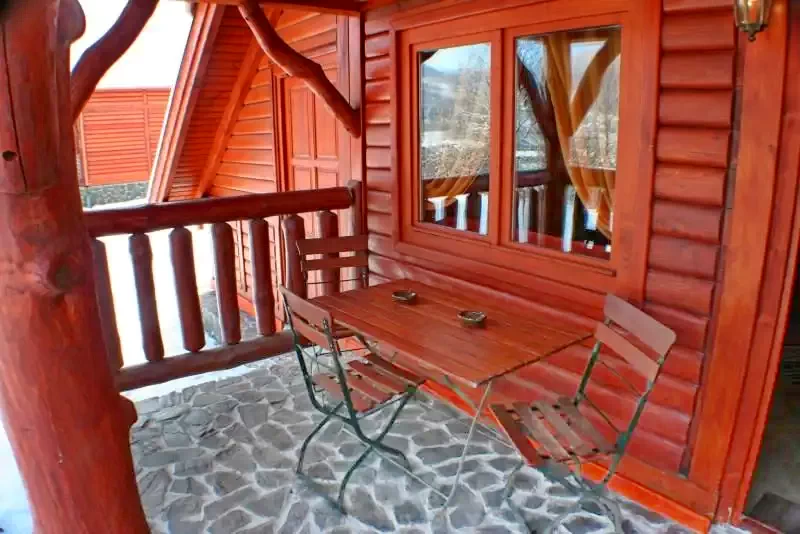 Praid Cazare | Bungalow (K0215-7) Imaginea poate fi supusă drepturilor de autor. Se recomandă contactarea titularului drepturilor.