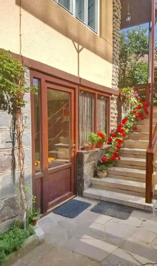 Praid Cazare | Casă de oaspeți (K0221-8) Imaginea poate fi supusă drepturilor de autor. Se recomandă contactarea titularului drepturilor. Praid Cazare | Casă de oaspeți (K0221-8) Imaginea poate fi supusă drepturilor de autor. Se recomandă contactarea titularului drepturilor.