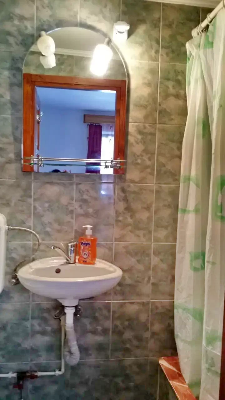 Parajd Szállás | Vendégház (K0221-12) A kép szerzői jogvédelem alatt állhat. Javasolt a kapcsolatfelvétel a jog tulajdonossal. Parajd Szállás | Vendégház (K0221-12) A kép szerzői jogvédelem alatt állhat. Javasolt a kapcsolatfelvétel a jog tulajdonossal.