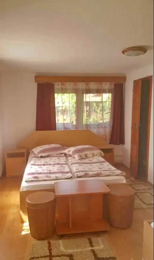 Praid Cazare | Casă de oaspeți (K0221-17) Imaginea poate fi supusă drepturilor de autor. Se recomandă contactarea titularului drepturilor. Praid Cazare | Casă de oaspeți (K0221-17) Imaginea poate fi supusă drepturilor de autor. Se recomandă contactarea titularului drepturilor.