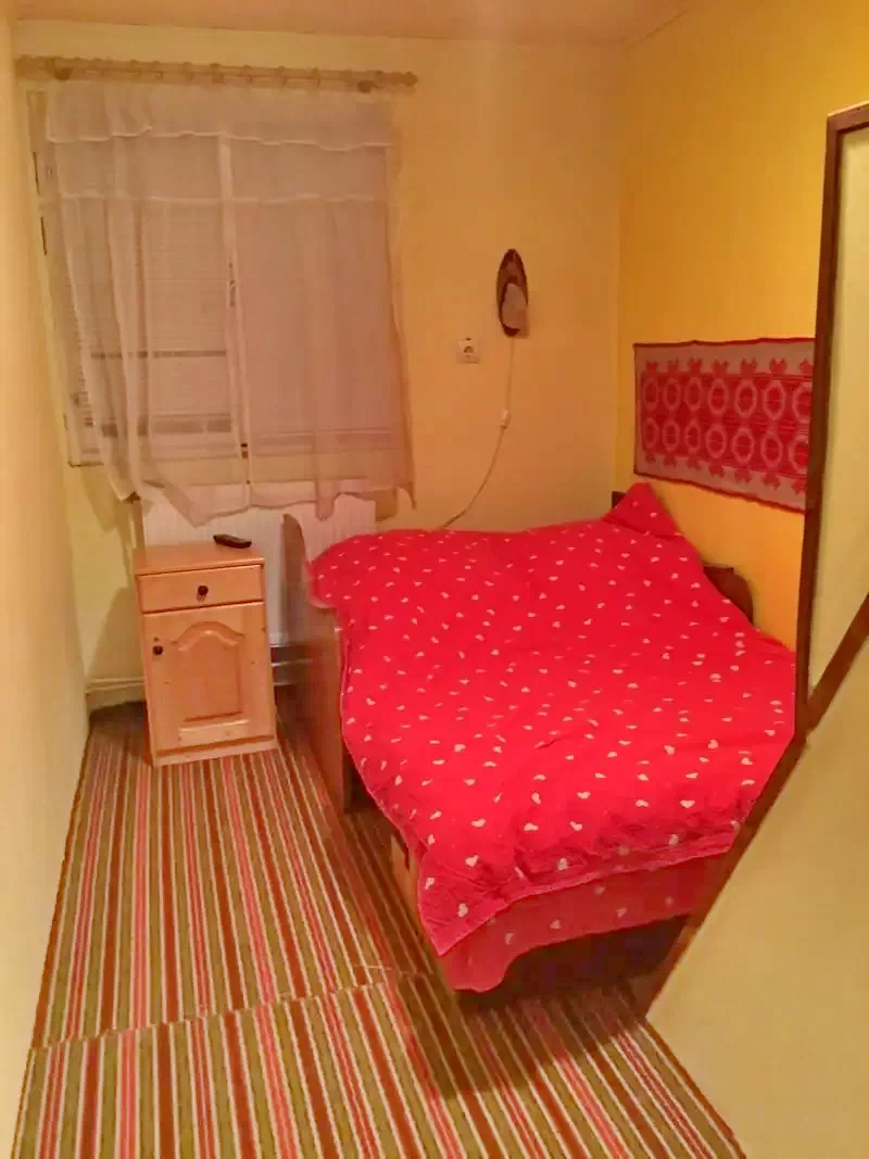 Praid Cazare | Sat de vacanță (K0231-9) Imaginea poate fi supusă drepturilor de autor. Se recomandă contactarea titularului drepturilor.