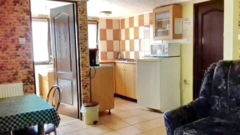 Praid Cazare | Motel (K0271-4) Imaginea poate fi supusă drepturilor de autor. Se recomandă contactarea titularului drepturilor.