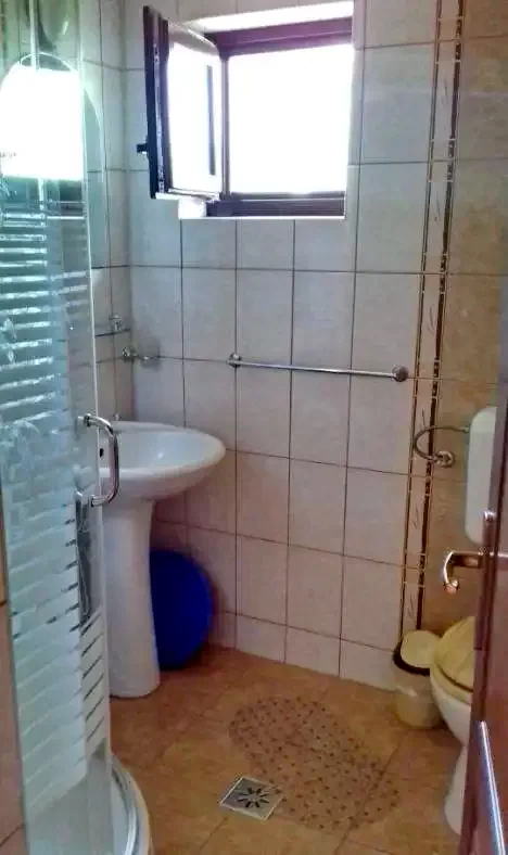 Parajd Szállás | Motel (K0271-9) A kép szerzői jogvédelem alatt állhat. Javasolt a kapcsolatfelvétel a jog tulajdonossal.