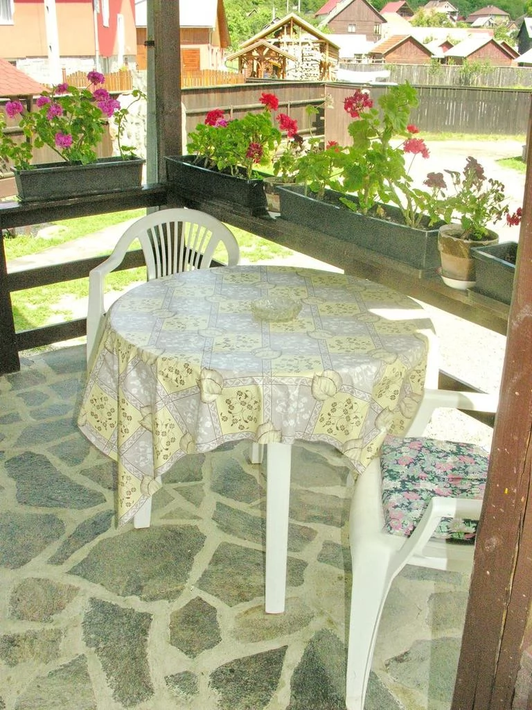 Praid Cazare | Motel (K0271-17) Imaginea poate fi supusă drepturilor de autor. Se recomandă contactarea titularului drepturilor.