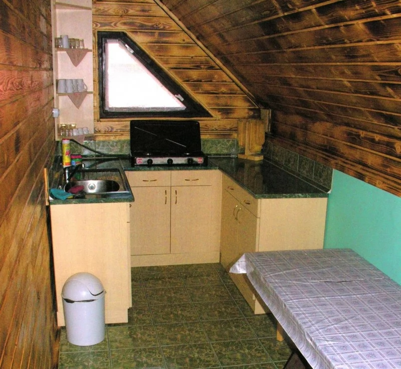 Praid Cazare | Motel (K0271-26) Imaginea poate fi supusă drepturilor de autor. Se recomandă contactarea titularului drepturilor.