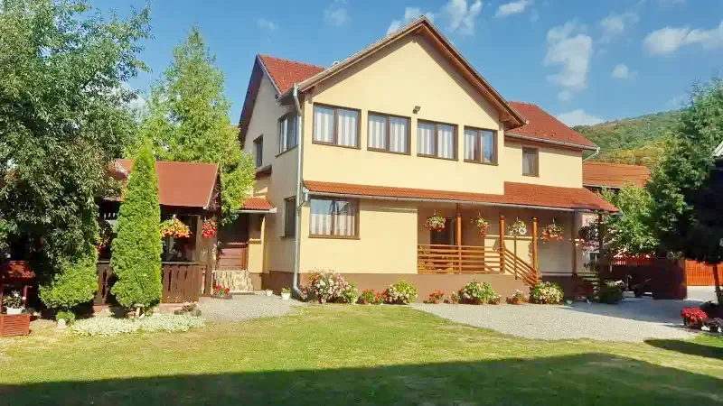 Praid Cazare | Motel (K0279-17) Imaginea poate fi supusă drepturilor de autor. Se recomandă contactarea titularului drepturilor.