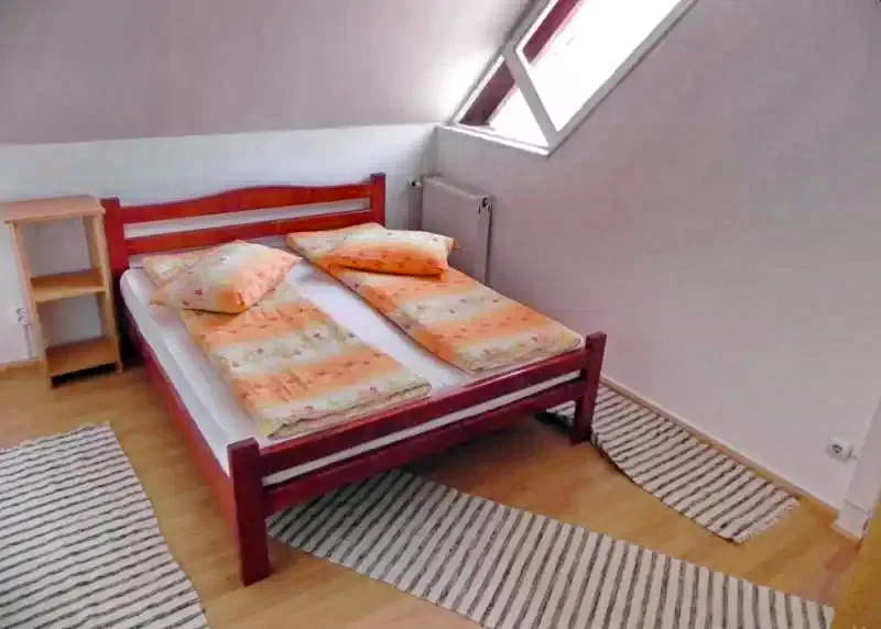 Parajd Szállás | Üdülőfalu (K0293-15) A kép szerzői jogvédelem alatt állhat. Javasolt a kapcsolatfelvétel a jog tulajdonossal.