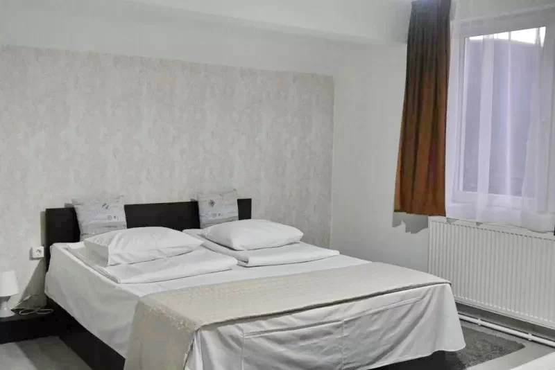 Praid Cazare | Motel (K0294-22) Imaginea poate fi supusă drepturilor de autor. Se recomandă contactarea titularului drepturilor.